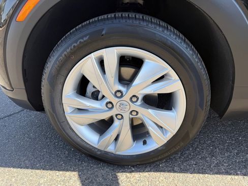 Used 2025 Buick Encore GX Preferred FWD image 9