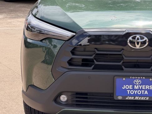 New 2026 Toyota Corolla Cross XLE FWD image 5