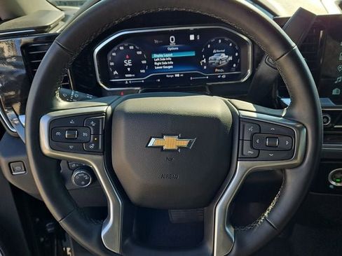 Used 2023 Chevrolet Silverado 1500 LT image 29