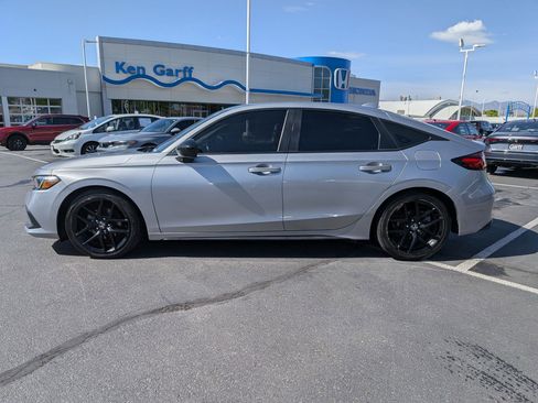 Used 2022 Honda Civic Sport image 9