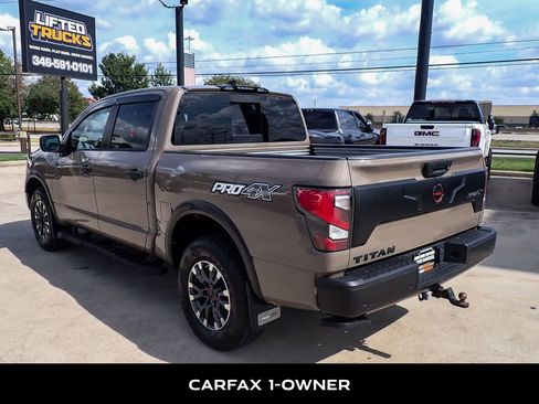 Used 2023 Nissan Titan PRO-4X w/ Pro-4x Convenience Package image 6