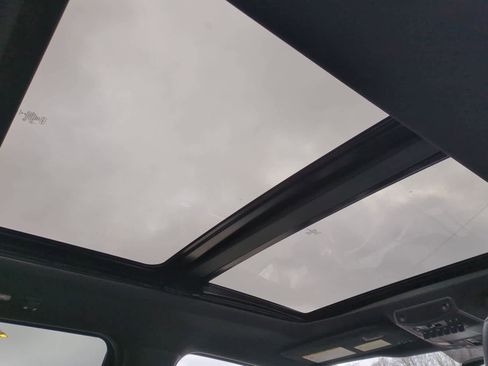 Used 2018 Ford F250 Platinum w/ Platinum Ultimate Package image 22