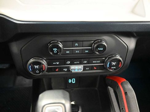 Used 2023 Ford Bronco Heritage Edition image 22