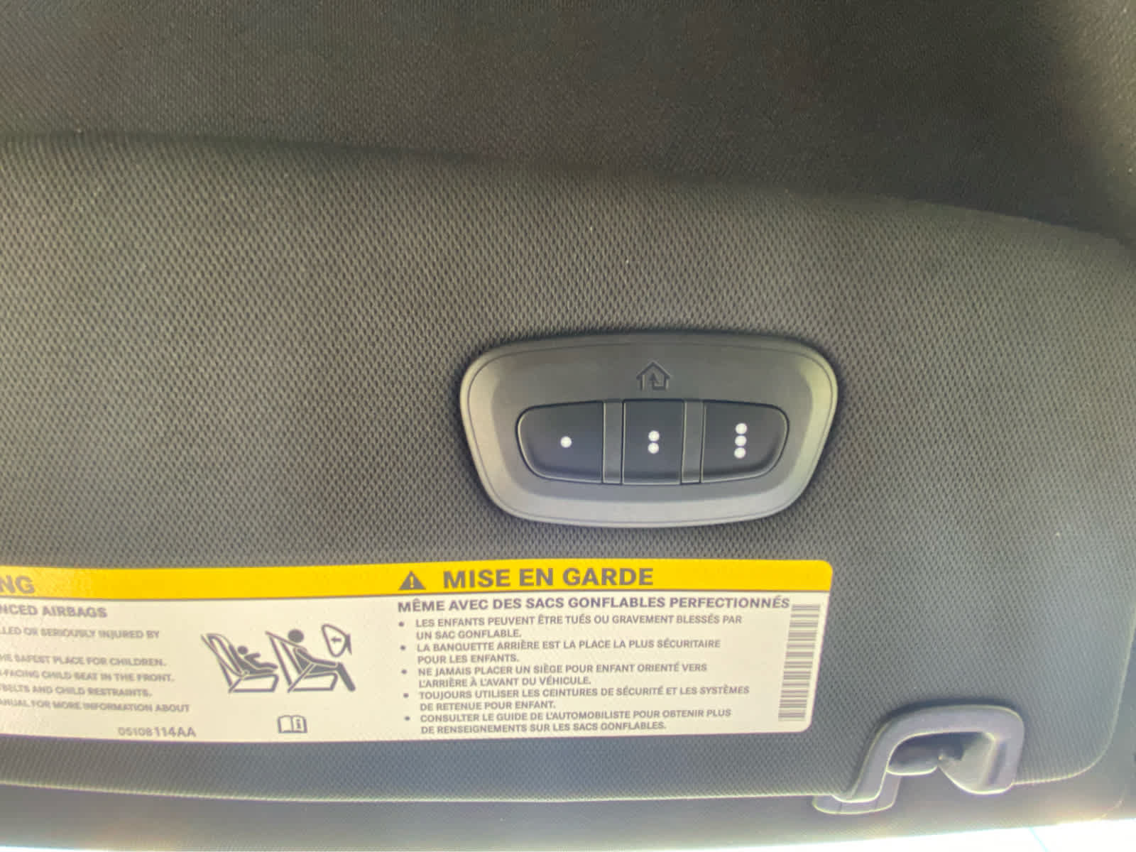 Used 2025 Chrysler Pacifica Select FWD image 35