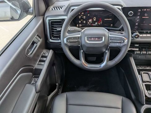 New 2026 GMC Canyon Elevation w/ Convenience Package RWD image 13