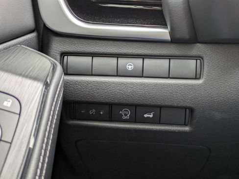 Certified 2024 Nissan Rogue SL w/ SL Premium Package image 27