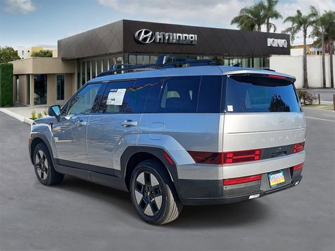 Certified 2025 Hyundai Santa Fe SEL image 5