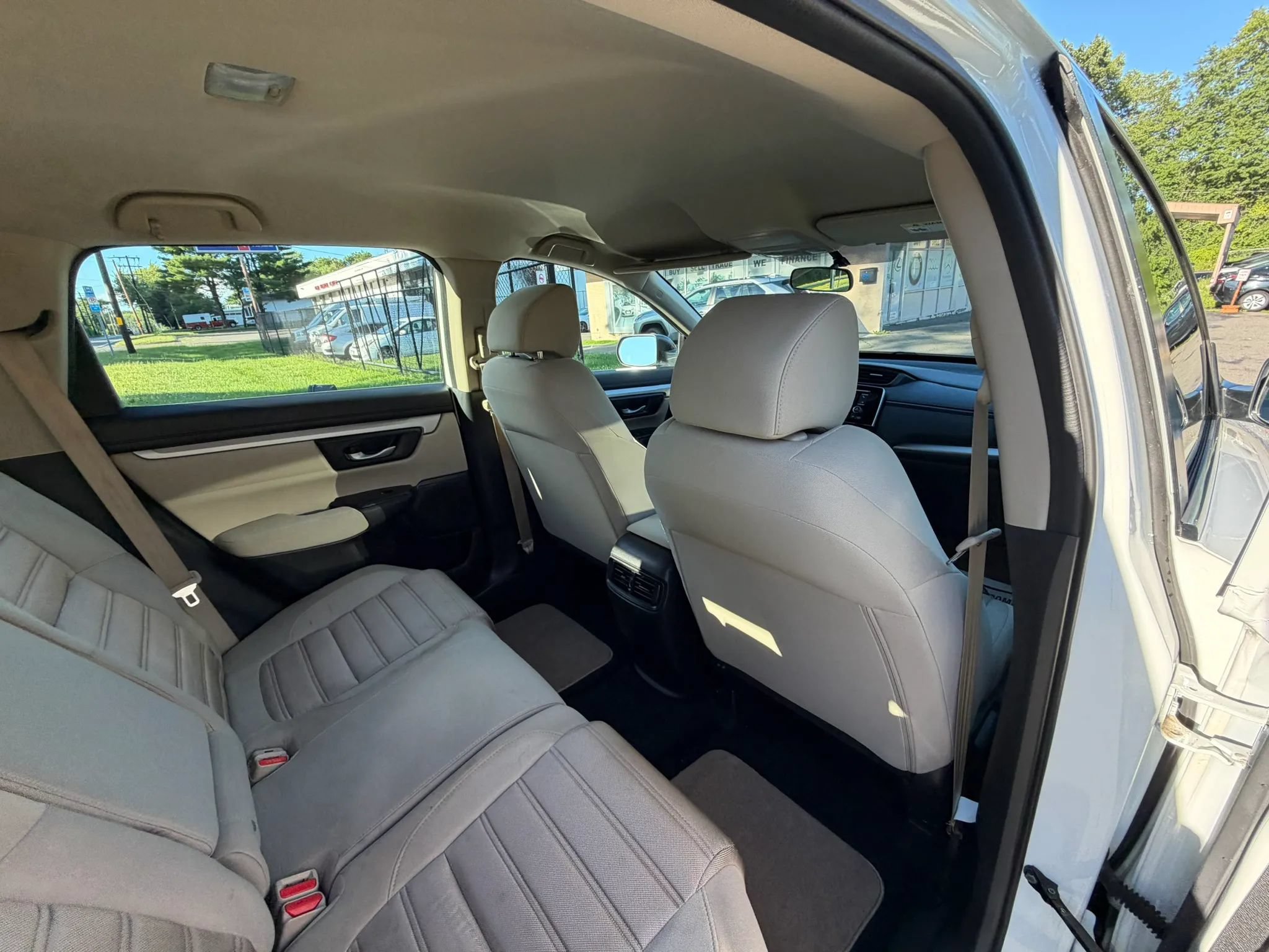 Used 2018 Honda CR-V LX image 15