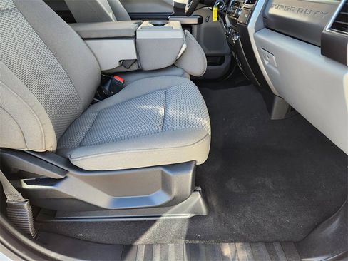 Used 2021 Ford F250 XLT w/ XLT Value Package image 14