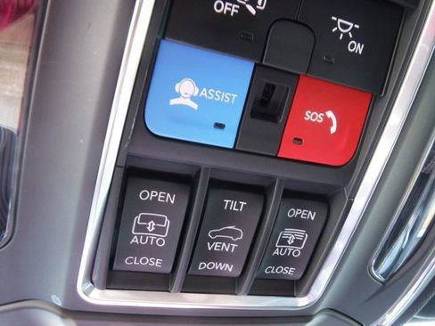 Used 2023 Jeep Grand Cherokee Trailhawk w/ Luxury Tech Group III image 56