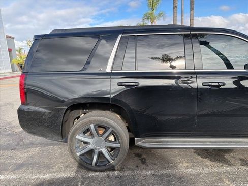 Used 2019 Chevrolet Tahoe LT image 3