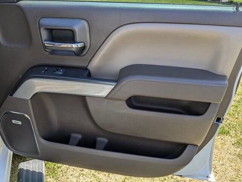 Used 2017 Chevrolet Silverado 1500 LTZ Z71 w/ LTZ Plus Package image 37