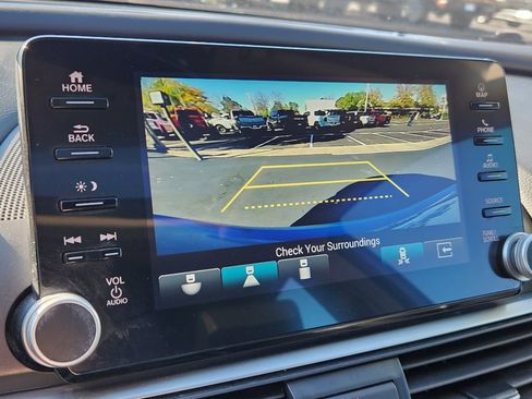 Used 2021 Honda Accord Touring image 25