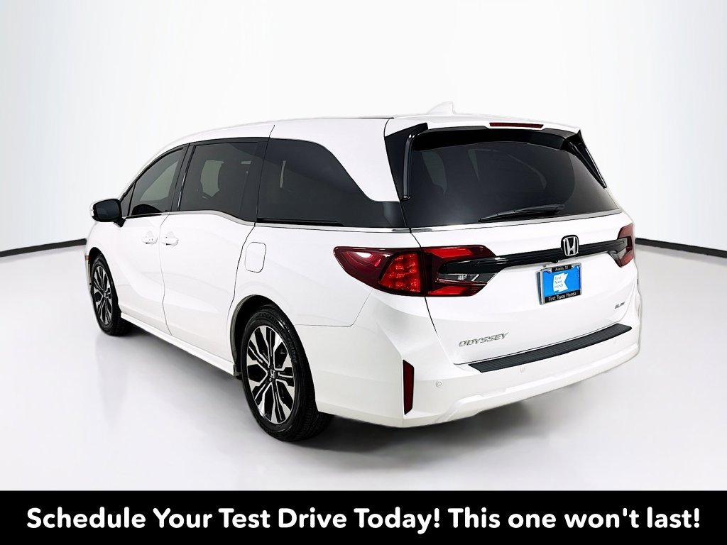 Certified 2026 Honda Odyssey Elite image 6