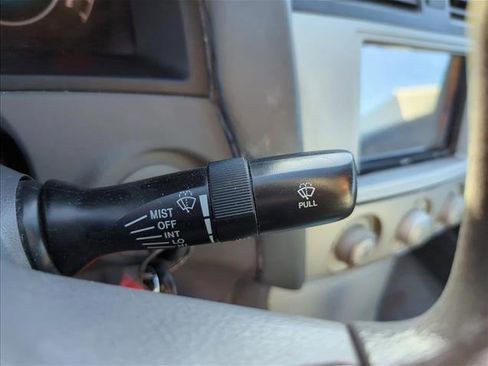 Used 2007 Toyota Solara SE image 16