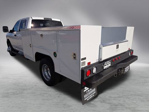 New 2026 RAM 3500 Tradesman w/ Chrome Appearance Group image 5