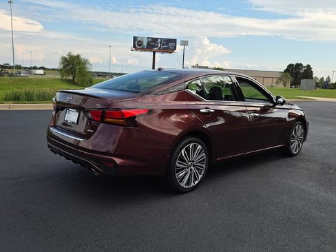 Used 2023 Nissan Altima 2.5 SL AWD/4WD image 14