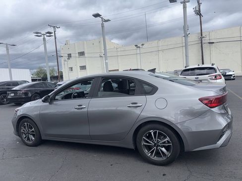 Used 2022 Kia Forte LXS w/ LXS Technology Package image 10