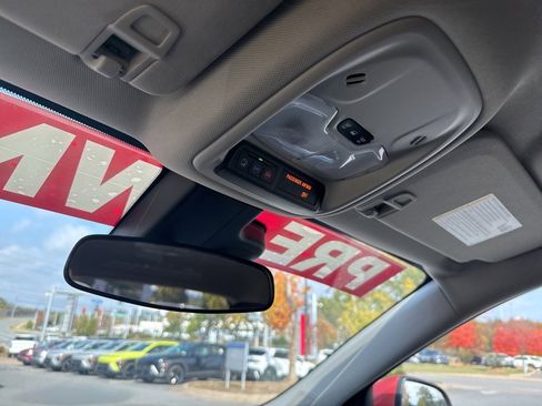 Used 2024 Buick Encore GX Sport Touring w/ Comfort Package image 23