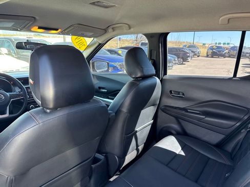 Used 2019 Nissan Kicks SR w/ SR Premium Package image 23