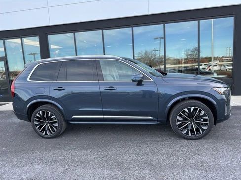 New 2026 Volvo XC90 T8 Ultra w/ Protection Package Premier AWD/4WD image 2