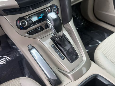 Used 2012 Ford Focus SEL image 17