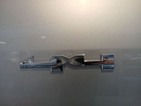 Used 2016 GMC Canyon SLE w/ Trailering Package image 9