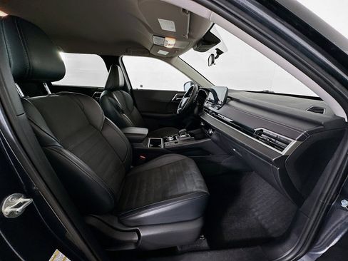 Used 2024 Mitsubishi Outlander SE image 31