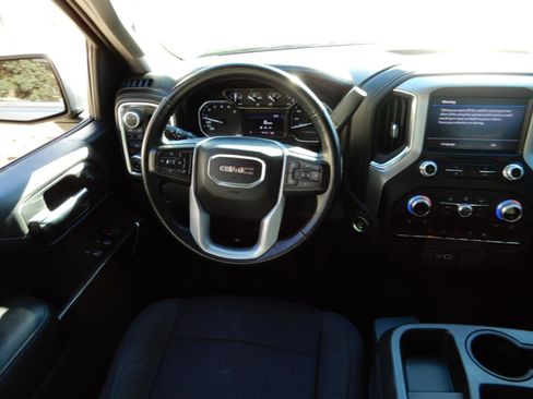Used 2019 GMC Sierra 1500 SLE w/ SLE Value Package image 19