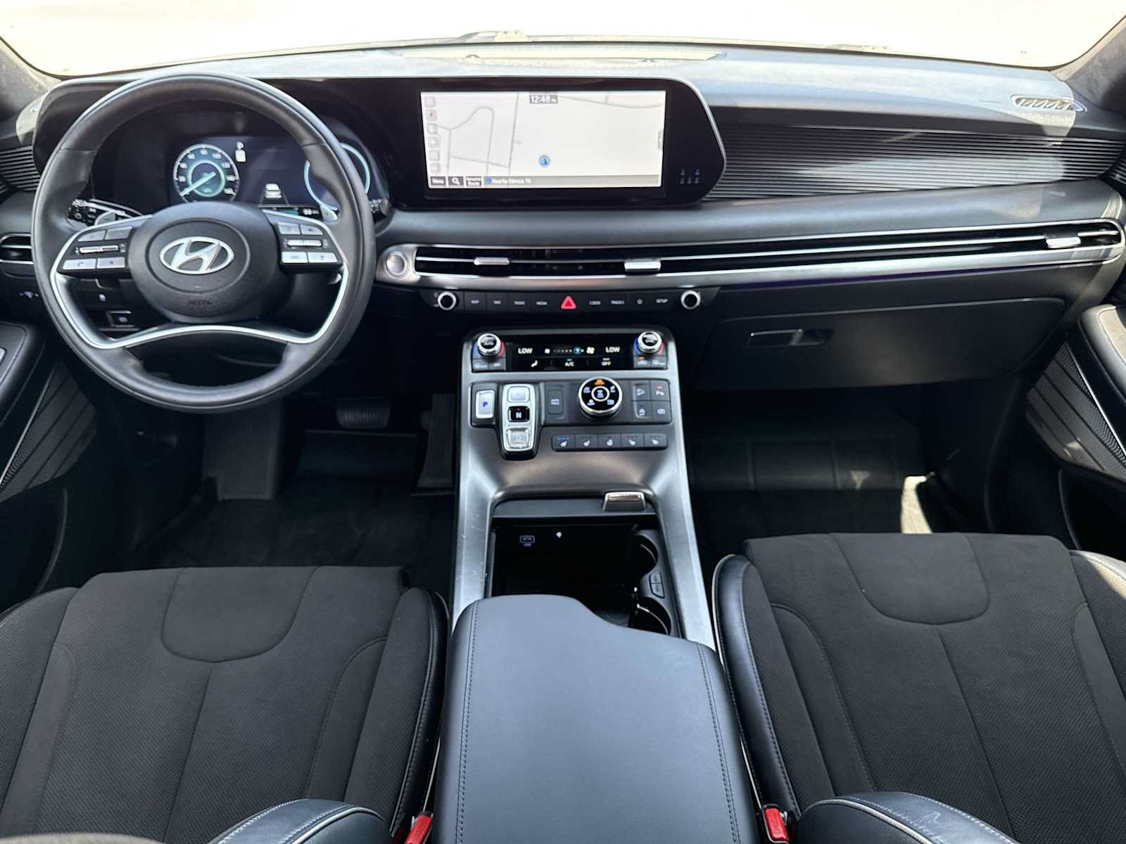 Used 2025 Hyundai Palisade Calligraphy AWD/4WD image 14