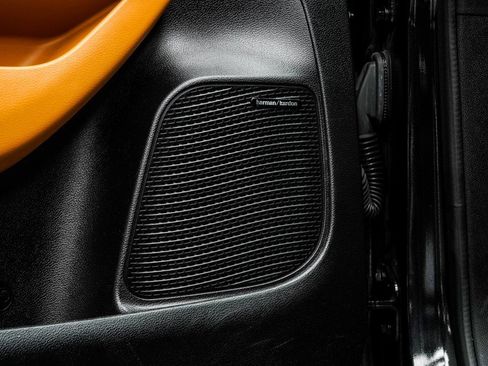 Used 2022 Chrysler Pacifica Pinnacle image 39