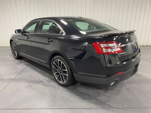 Used 2019 Ford Taurus SEL w/ Equipment Group 201A image 3
