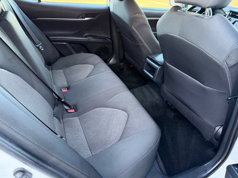 Used 2020 Toyota Camry LE AWD/4WD image 30