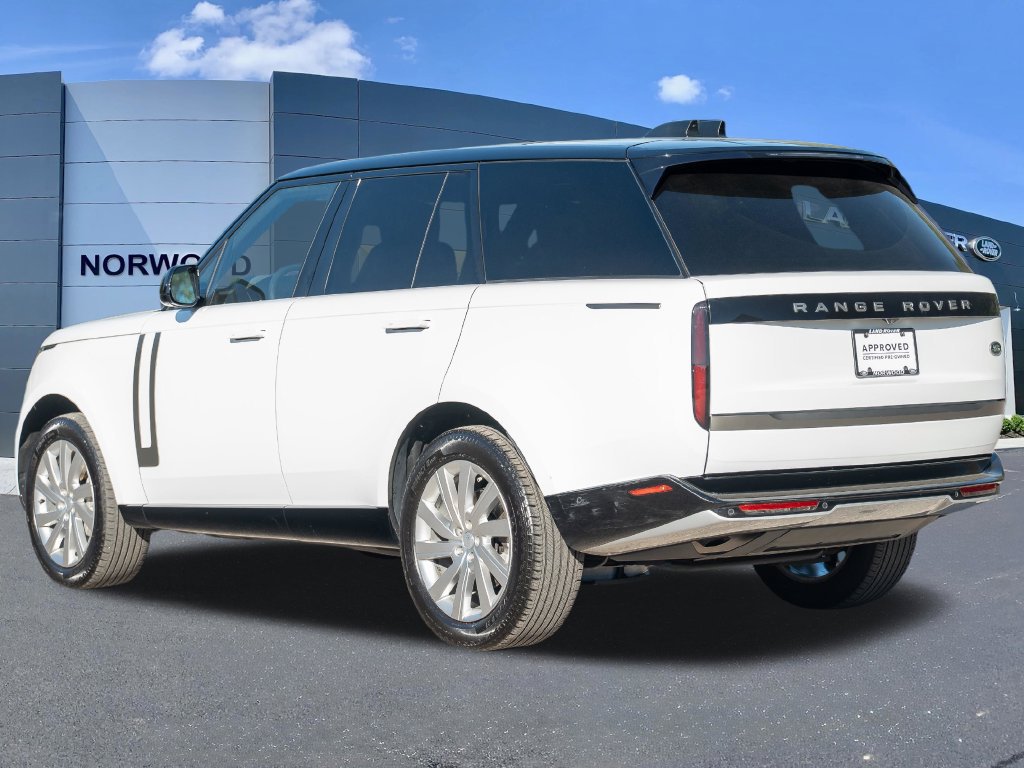 Used 2023 Land Rover Range Rover SE AWD/4WD image 6