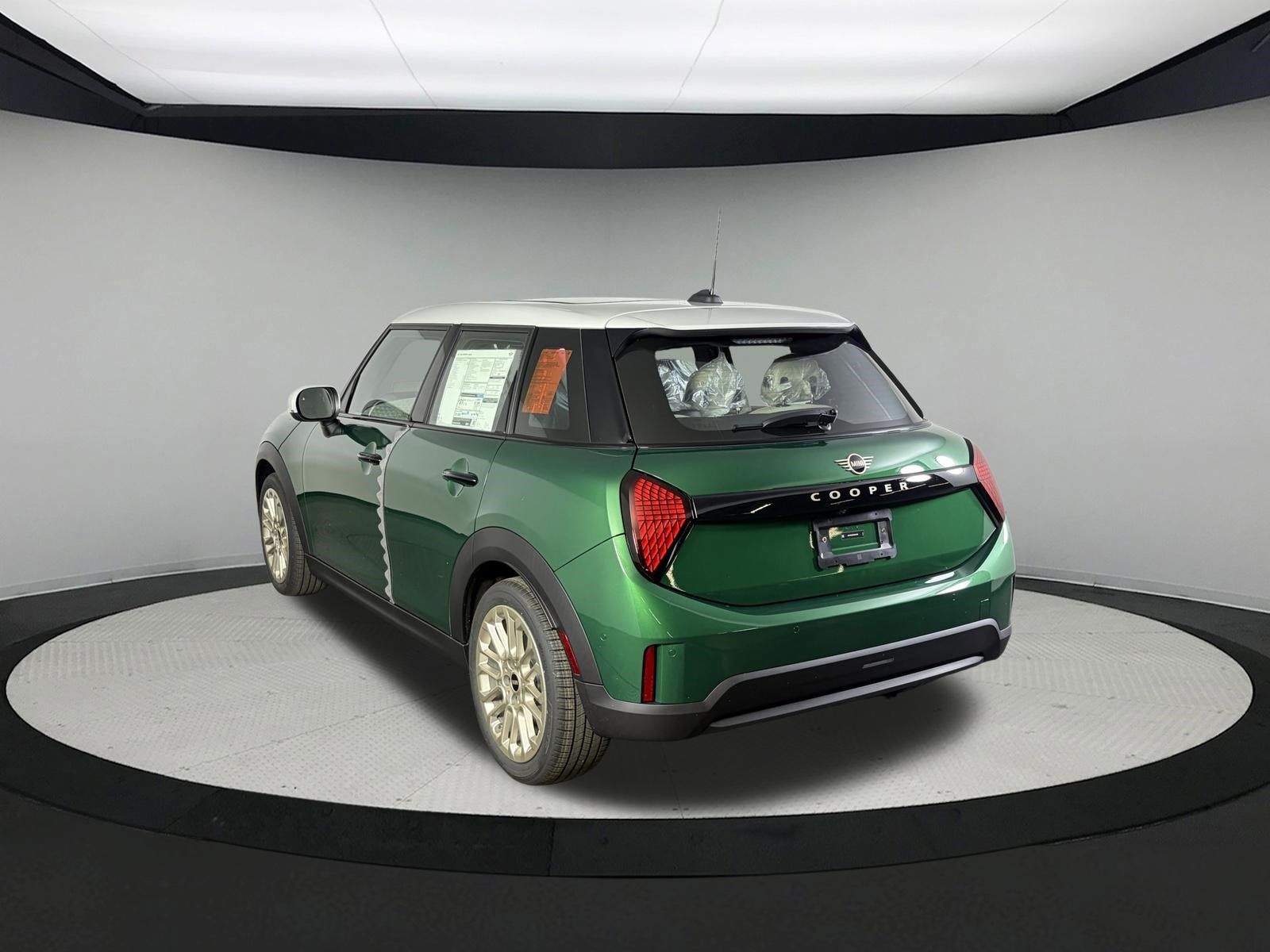 New 2027 MINI Cooper 4-Door Hardtop FWD image 5