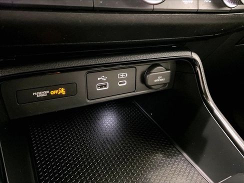 Used 2024 Honda CR-V EX image 27