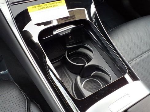 New 2026 Mercedes-Benz GLC 300 GLC 300 image 7