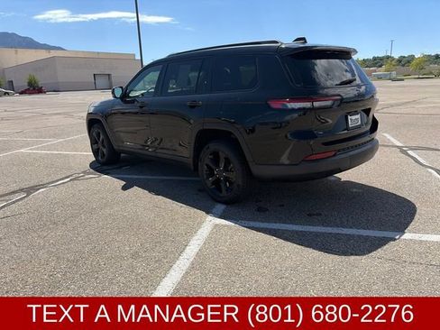 Used 2021 Jeep Grand Cherokee L Laredo AWD/4WD image 3