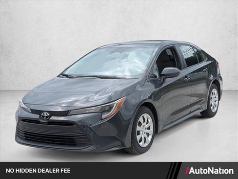 Used 2024 Toyota Corolla LE FWD image 1