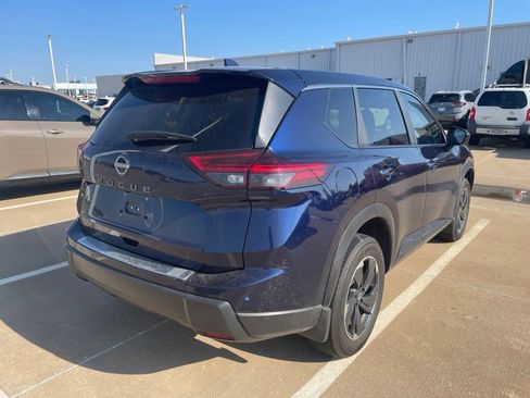 Used 2025 Nissan Rogue SV FWD image 6