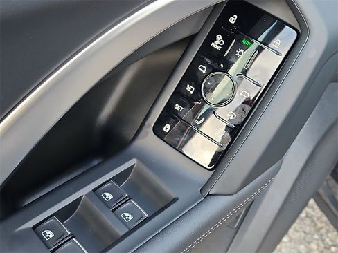 New 2025 Audi Q5 Premium Plus image 21