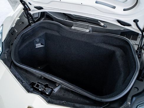 Used 2017 Lamborghini Aventador S image 61