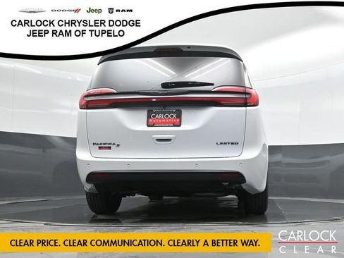 New 2026 Chrysler Pacifica Limited w/ Uconnect Theater Family Group image 63