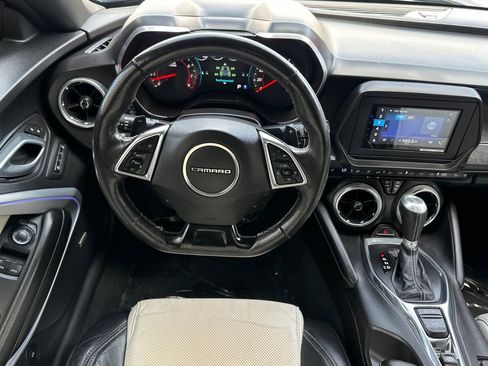 Used 2016 Chevrolet Camaro LT RWD image 16