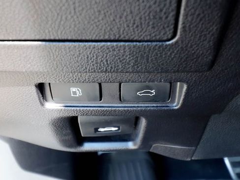 Used 2022 Lexus ES 300h F Sport w/ Accessory Package image 57