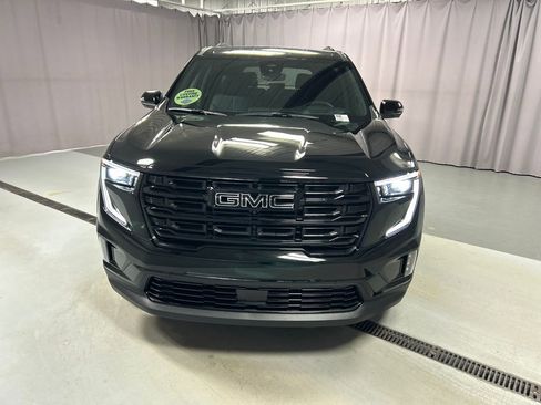 New 2026 GMC Acadia Elevation image 2