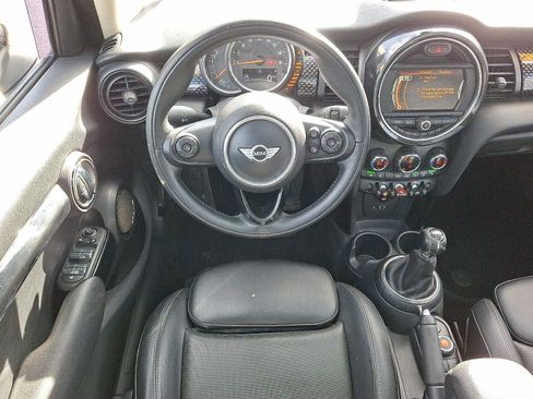 Used 2017 MINI Cooper S image 11