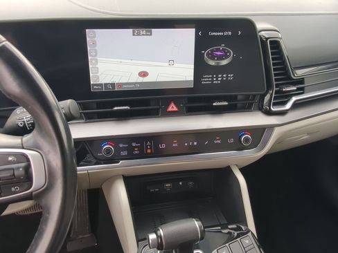 Certified 2023 Kia Sportage EX image 21