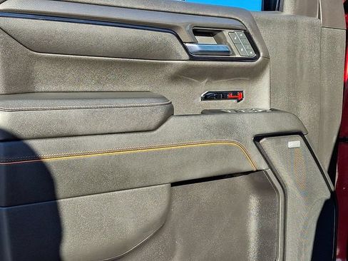 Used 2023 GMC Sierra 1500 AT4 w/ AT4 Premium Package AWD/4WD image 12