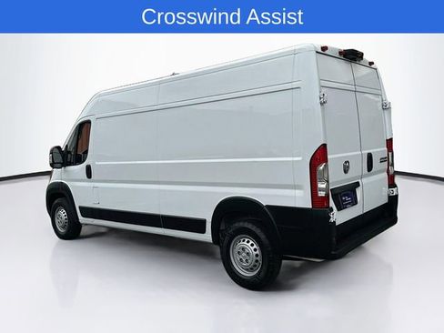 Used 2025 RAM ProMaster 2500 w/ Convenience Group FWD image 5